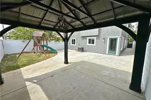 16769 Spy Glass Ct, Fontana, CA 92336 - Photo 24