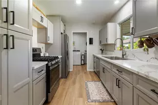 4715 Oakwood Pl, Riverside, CA 92506 - Photo 16