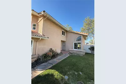 172 E Manchester, San Bernardino, CA 92408 - Photo 4