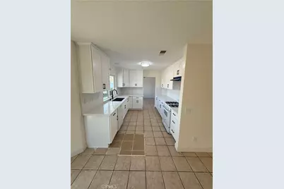 172 E Manchester, San Bernardino, CA 92408 - Photo 12