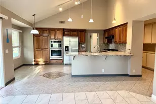 11056 Orchard View Ln, Riverside, CA 92503 - Photo 2
