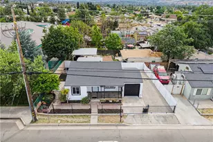 215 W Lugonia Ave, Redlands, CA 92374 - Photo 34