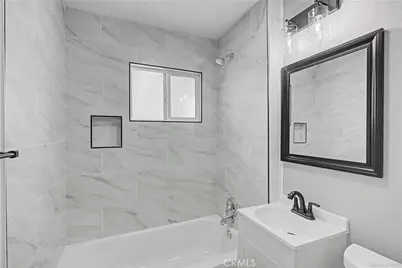 215 W Lugonia Ave, Redlands, CA 92374 - Photo 18