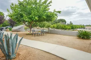 16025 Perry Heights, Riverside, CA 92504 - Photo 12