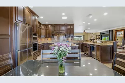 16025 Perry Heights, Riverside, CA 92504 - Photo 30