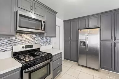 697 S Smoketree, Bloomington, CA 92316 - Photo 16