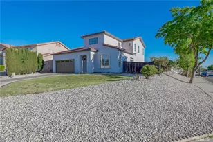 12736 Dorsey Ct, Victorville, CA 92392 - Photo 2