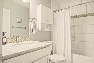 177 Maria Ct, Colton, CA 92324 - Photo 20