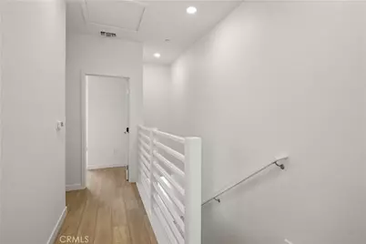 27331 Bear Creek Lane, Valencia, CA 91381 - Photo 20