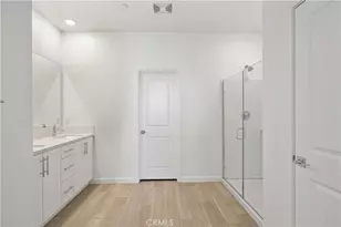 27331 Bear Creek Ln, Valencia, CA 91381 - Photo 30