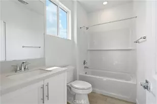 27305 Bear Creek Ln, Valencia, CA 91381 - Photo 24