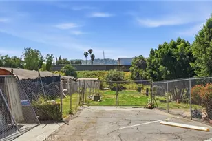 10568 Foothill, Sylmar, CA 91342 - Photo 30