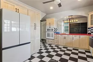 10568 Foothill, Sylmar, CA 91342 - Photo 4