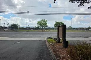 1974 E Lynwood, San Bernardino, CA 92404 - Photo 38