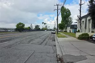 1974 E Lynwood, San Bernardino, CA 92404 - Photo 28