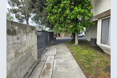 1974 E Lynwood #2F, San Bernardino, CA 92404 - Photo 34