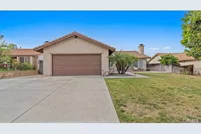 22125 Country Hills Drive, Wildomar, CA 92595 - Photo 2