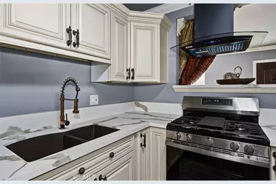 18206 Seville, Fontana, CA 92335 - Photo 6