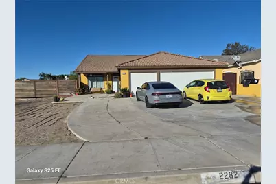 2282 N Smoketree, Rialto, CA 92377 - Photo 1