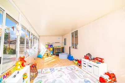 17801 Morning Rock, Riverside, CA 92503 - Photo 10