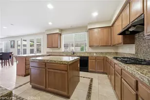 26458 Aldertree Ct, Moreno Valley, CA 92555 - Photo 12