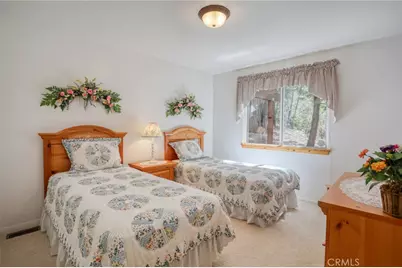 196 B, Lake Arrowhead, CA 92352 - Photo 24