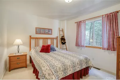 196 B, Lake Arrowhead, CA 92352 - Photo 30