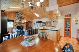 196 B, Lake Arrowhead, CA 92352 - Photo 16