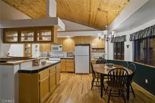 196 B, Lake Arrowhead, CA 92352 - Photo 12