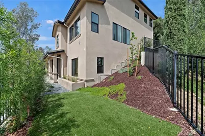 969 N Staley, Los Angeles, CA 90042 - Photo 4