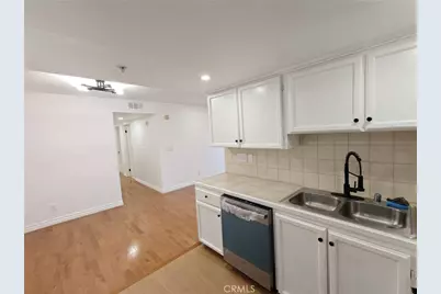 108 W Maple Street #7, Glendale, CA 91204 - Photo 2