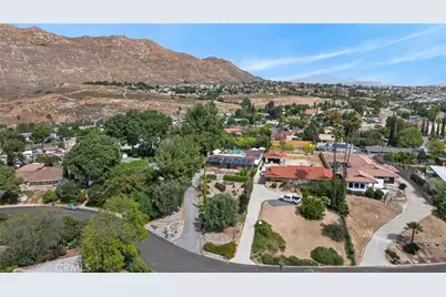 11543 Tulane Avenue, Riverside, CA 92507 - Photo 2