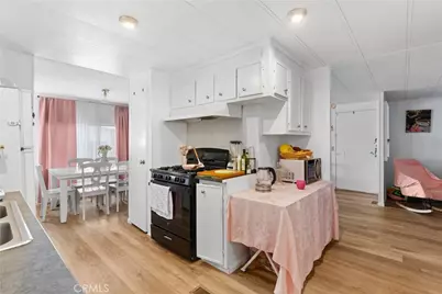 3883 Spc 45 Buchanan Street, Riverside, CA 92503 - Photo 14