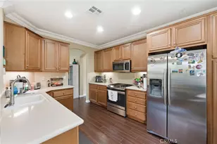 7975 Doyle Cir, Hemet, CA 92545 - Photo 8