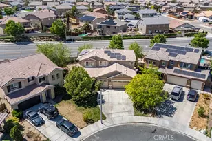 13703 Hidden Mesa Ct, Victorville, CA 92394 - Photo 6
