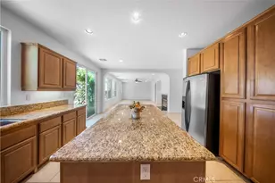 13703 Hidden Mesa Ct, Victorville, CA 92394 - Photo 12