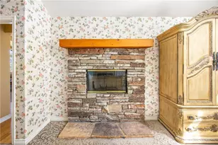 295 Fairway Dr, Lake Arrowhead, CA 92352 - Photo 16