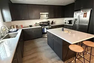 15148 Ridge Ln, Fontana, CA 92336 - Photo 4