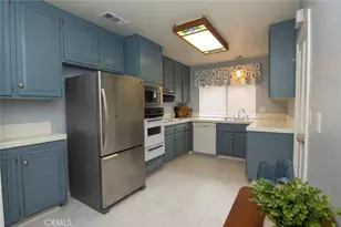 2944 Hyde Park Cir, Riverside, CA 92506 - Photo 10