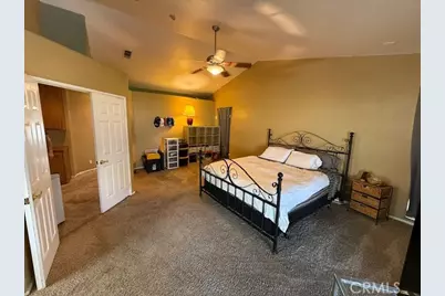 19534 Kiningham Drive, Bloomington, CA 92316 - Photo 20