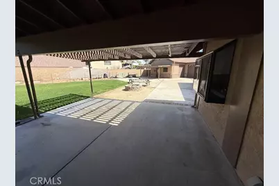 19534 Kiningham Drive, Bloomington, CA 92316 - Photo 28