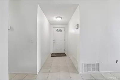 17465 Ramona, Fontana, CA 92336 - Photo 8