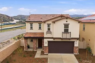 20800 Pio Pico Ct, Newhall, CA 91321 - Photo 2