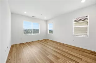 20800 Pio Pico Ct, Newhall, CA 91321 - Photo 22