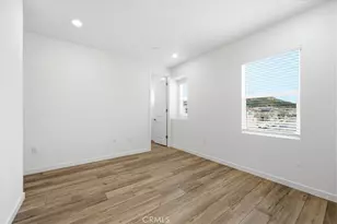 20804 Pio Pico Ct, Newhall, CA 91321 - Photo 22