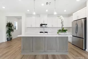 20804 Pio Pico Ct, Newhall, CA 91321 - Photo 10