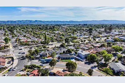 6415 Charlesworth Avenue, North Hollywood, CA 91606 - Photo 46