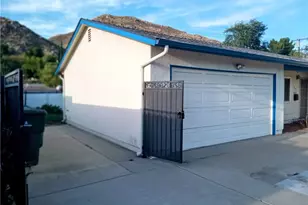 657 Glenhill Dr, Riverside, CA 92507 - Photo 2