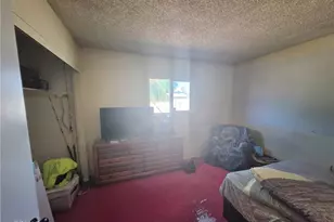 9906 Cypress Ave, Fontana, CA 92335 - Photo 14