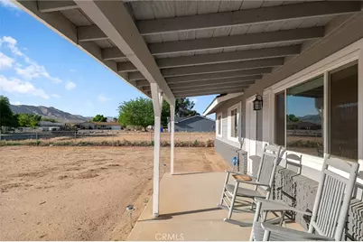 11410 Otowi Road, Apple Valley, CA 92308 - Photo 22